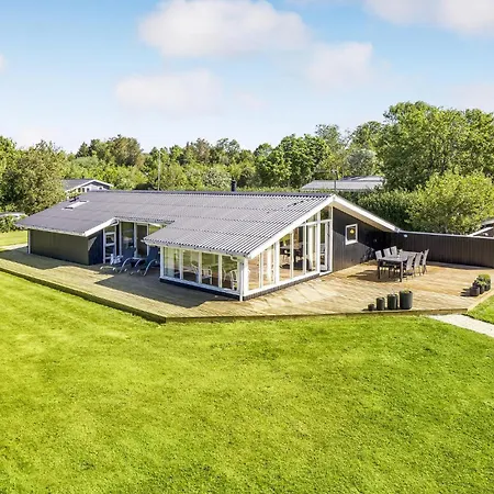 Holiday home Awesome In With Wifi Jerup